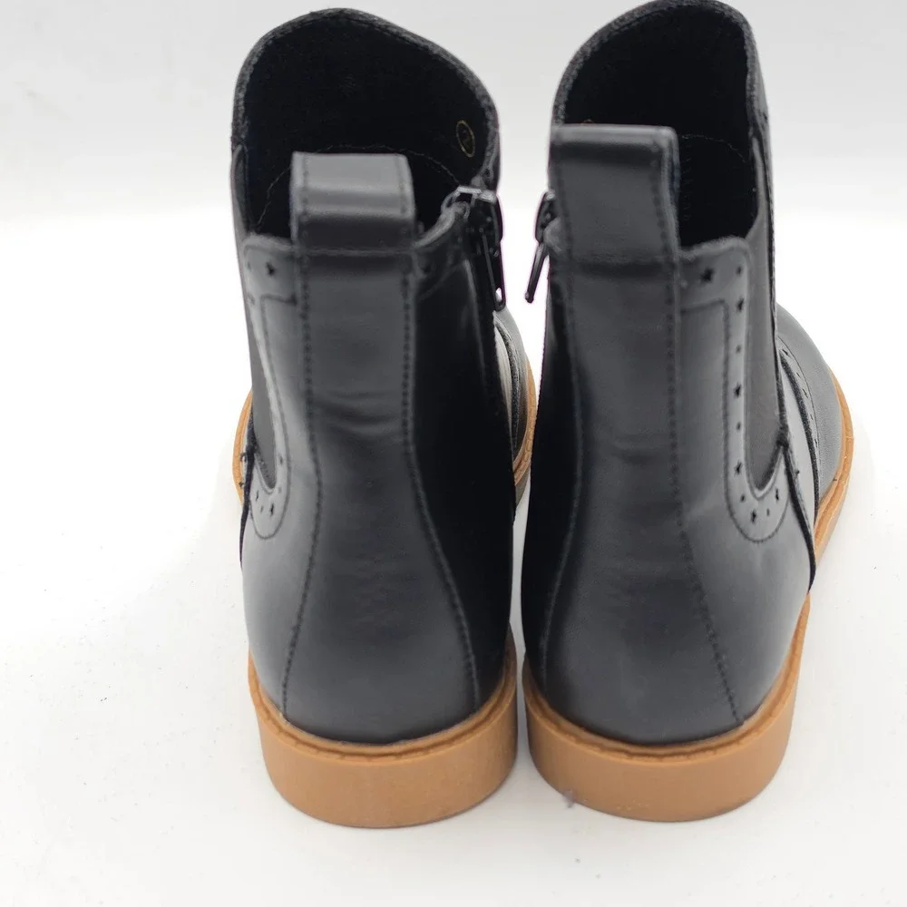 ZBY Chelsea Boots Girls Size 2 Black Star Brogue Ankle Zipper Flat Rubber Sole